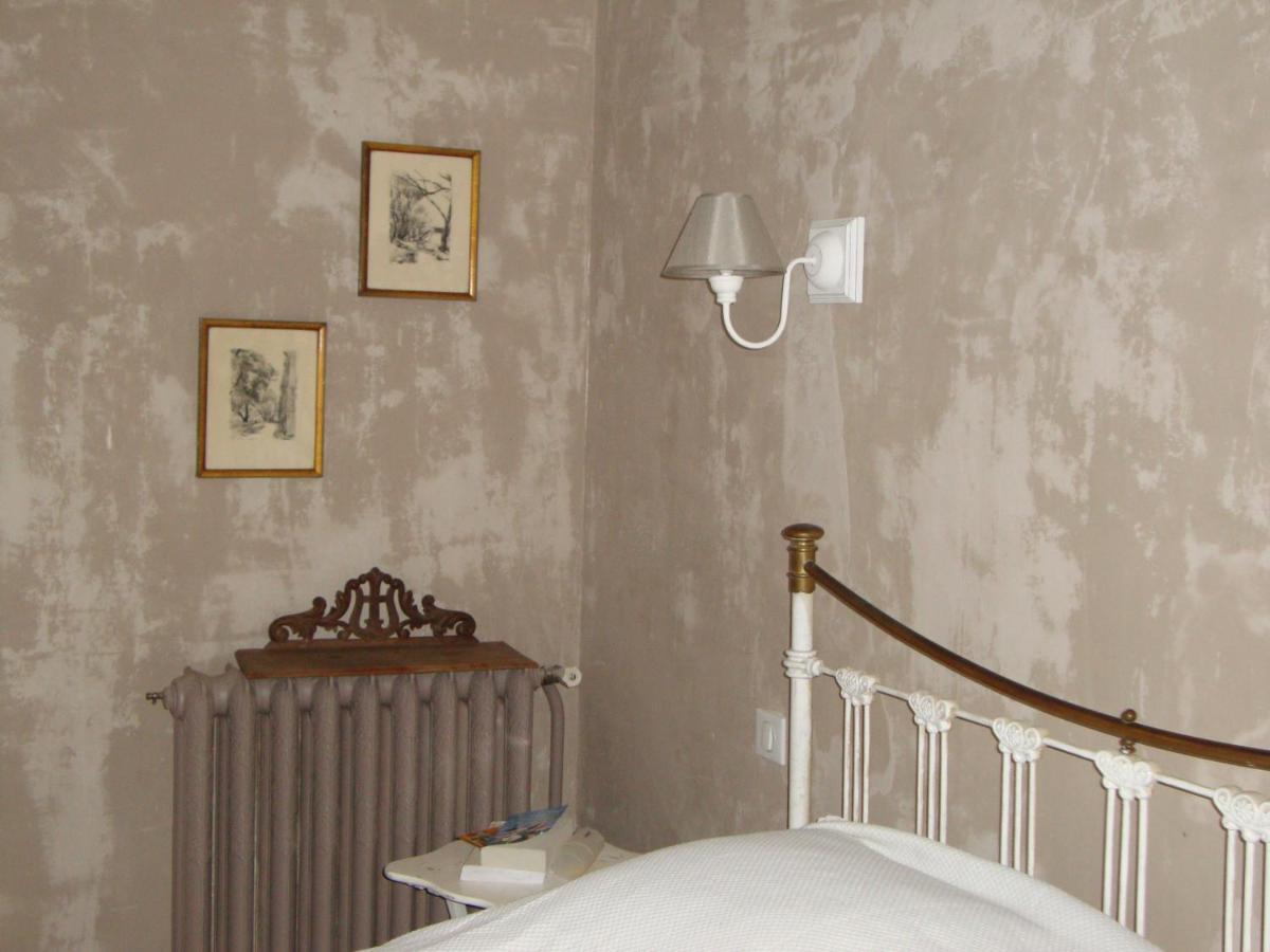 Les Remparts Bed & Breakfast Capestang Exterior photo